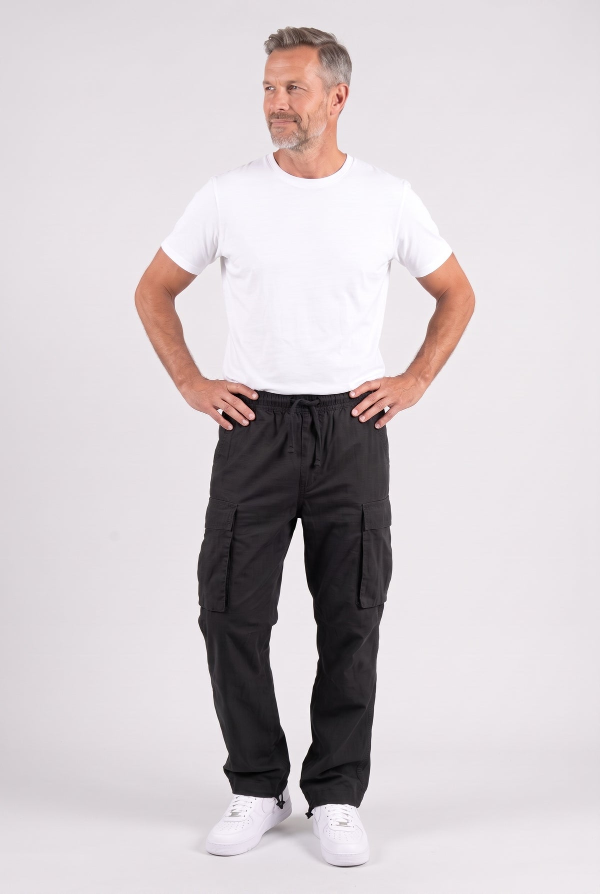 Men's Cargo Trousers | Relaxed Fit - Black