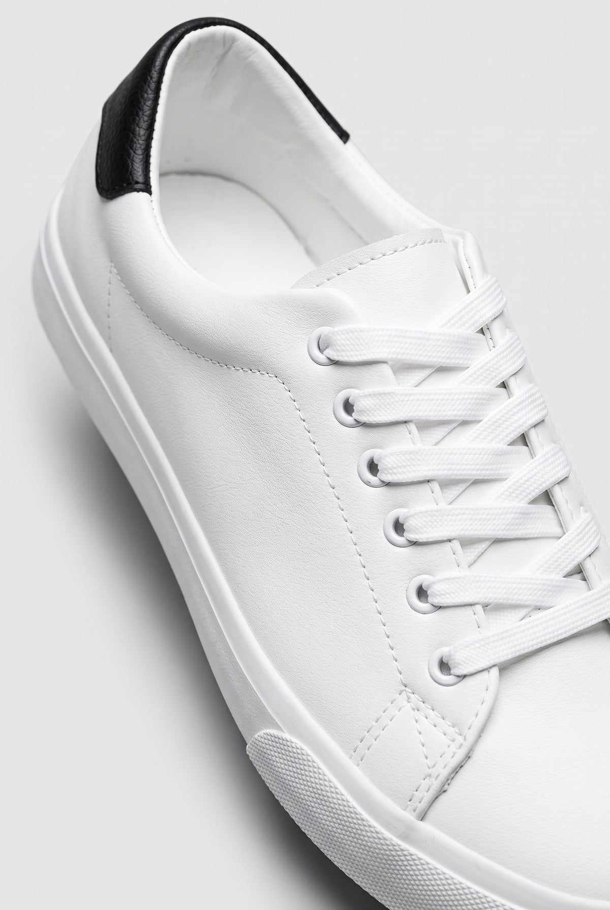 Men's Trainers | Minimalist Lace-Up - White Detail