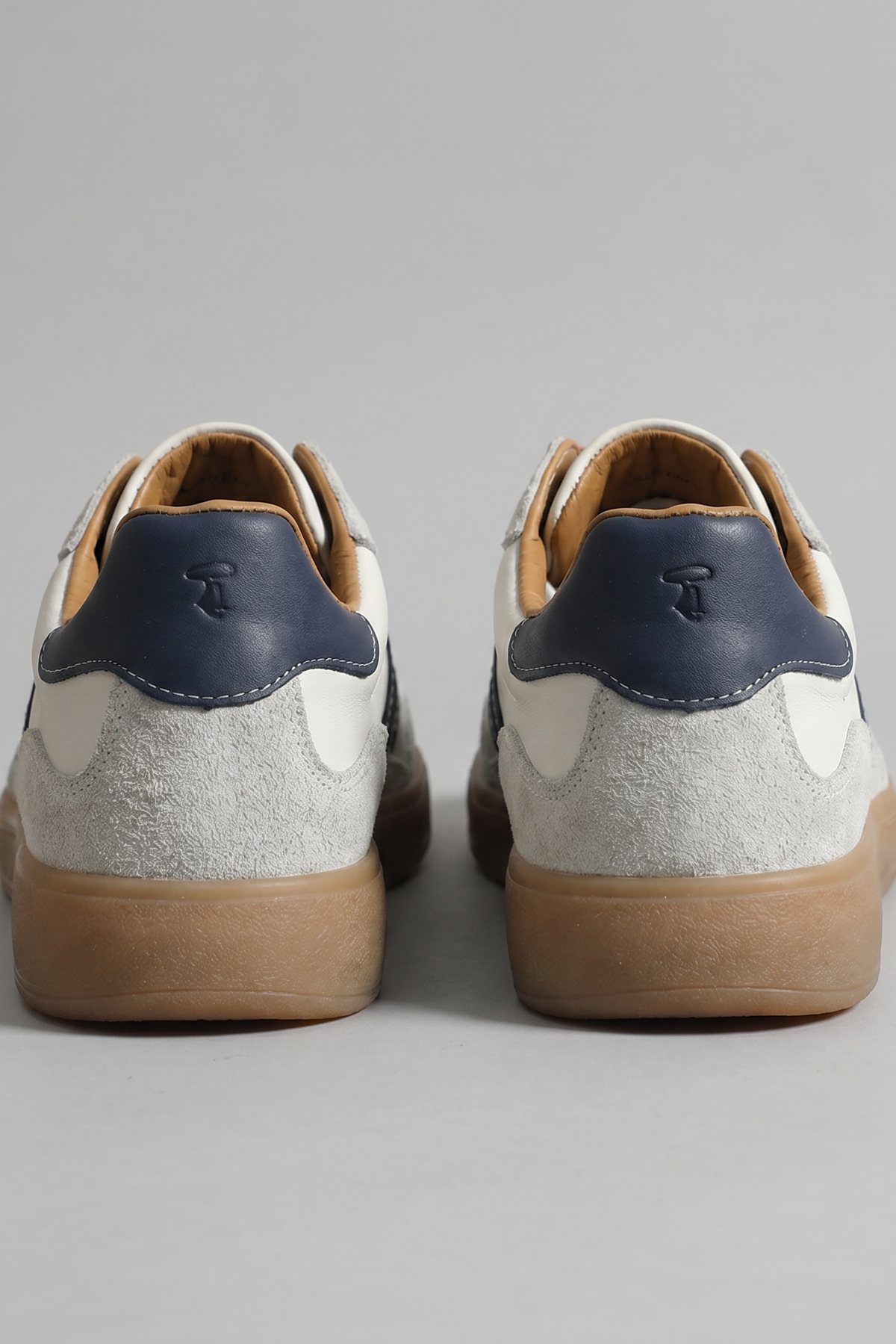 Men's Trainers | Retro Stripe Gum Sole - 10