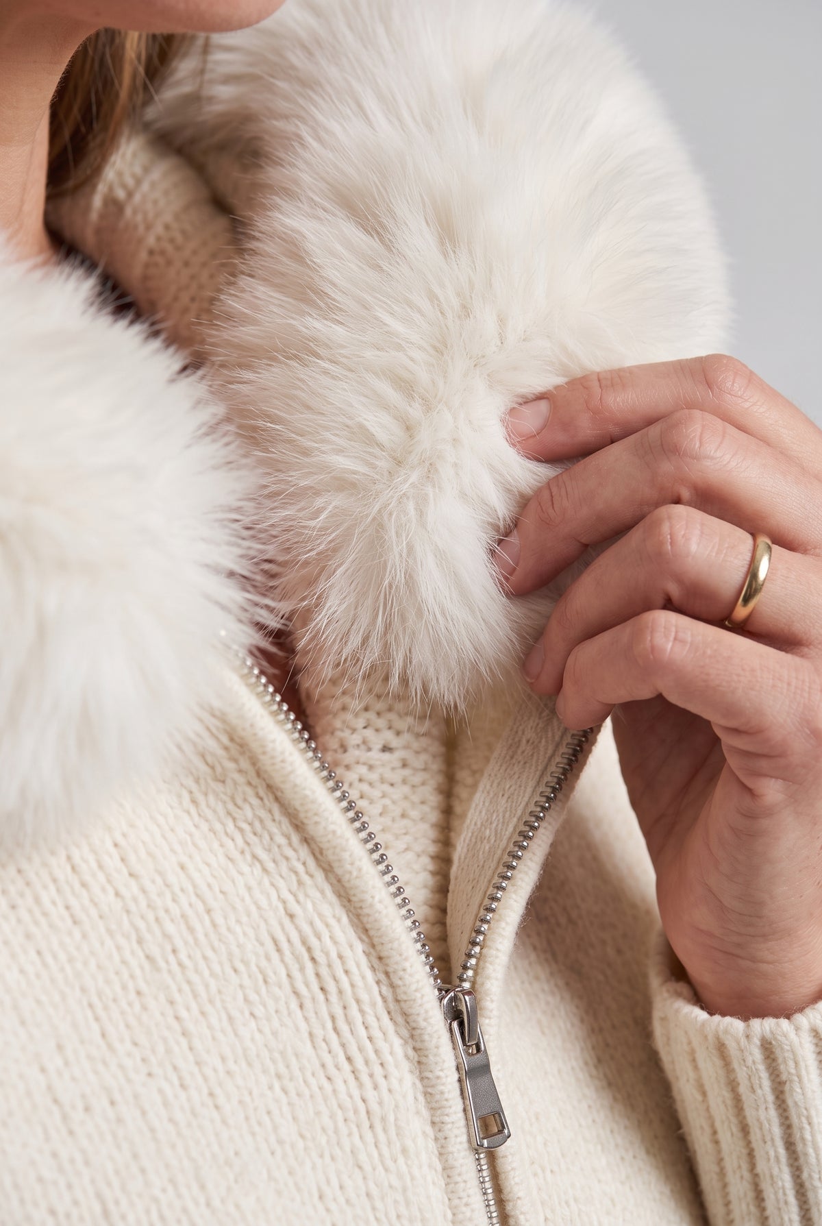 Women's Cardigan | Faux Fur Hood Zip - 3