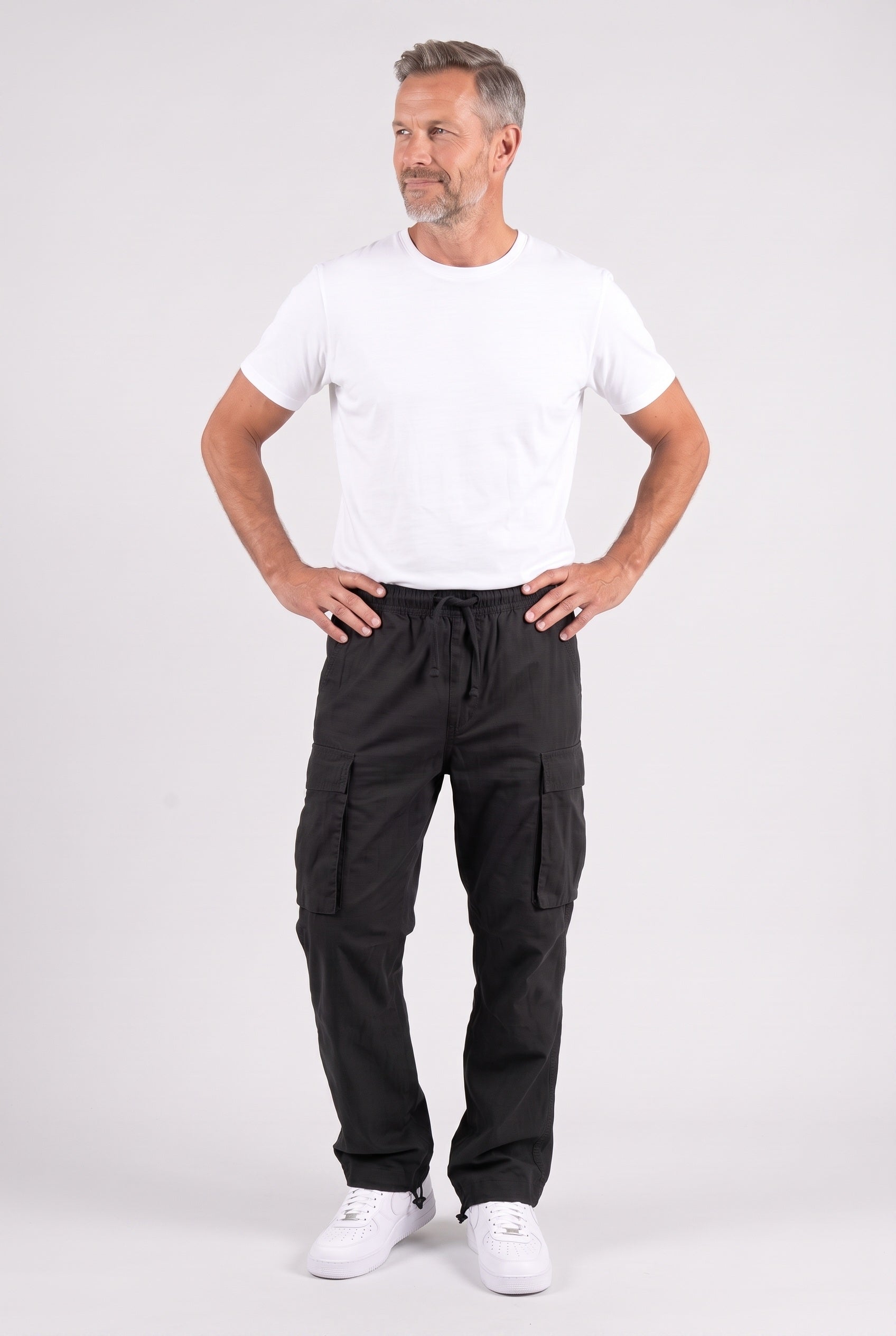 Men's Cargo Trousers | Relaxed Fit - Black