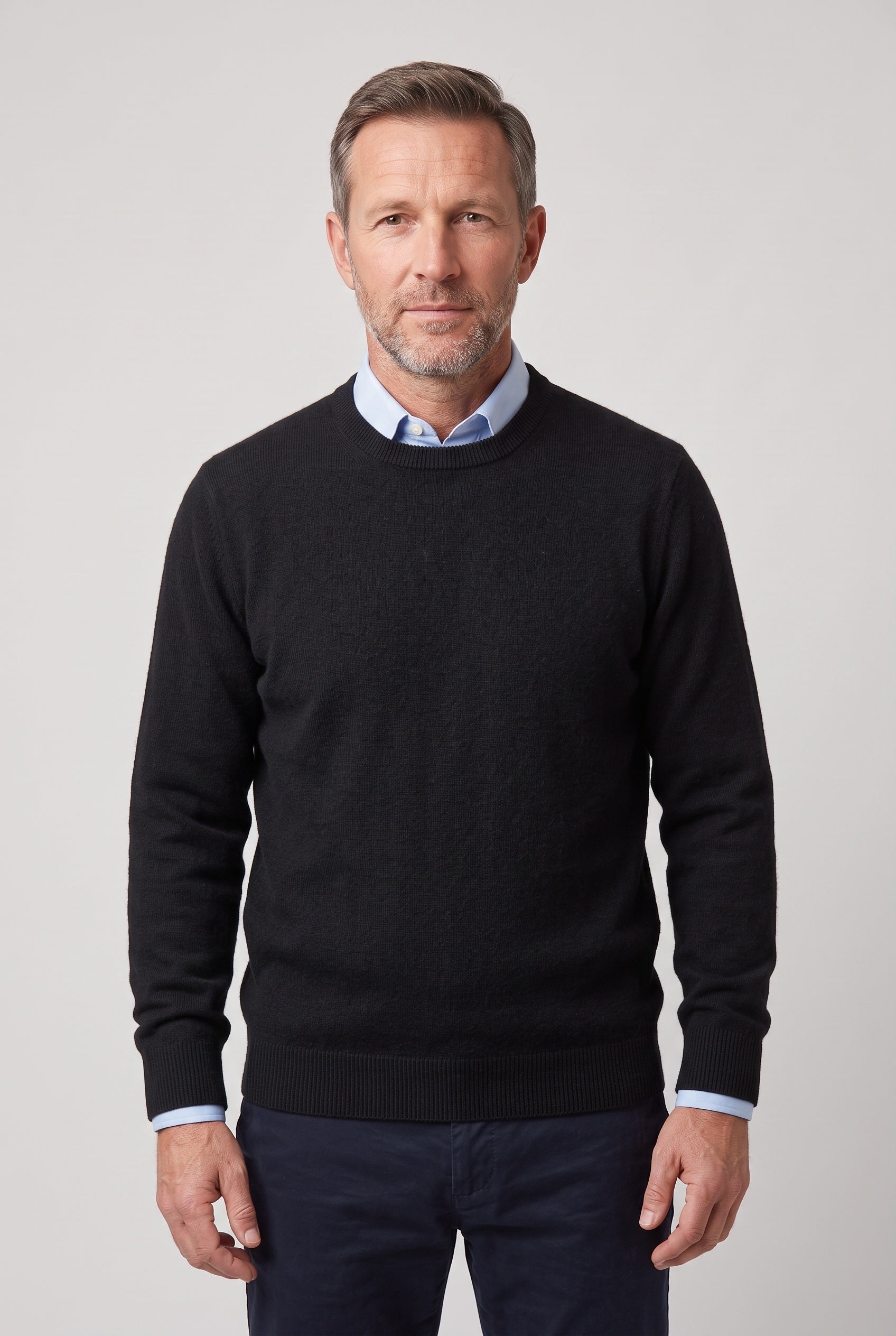 Men's Knitted Jumper | Crew and V Neck - Black - Round Neck