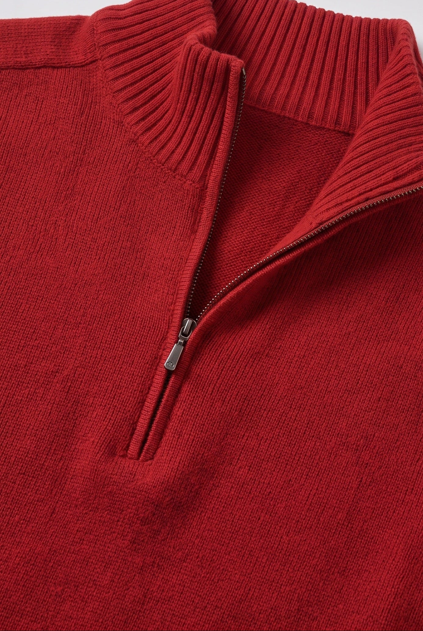 Men's Knitted Jumper | Quarter Zip Stand Collar - Red detail