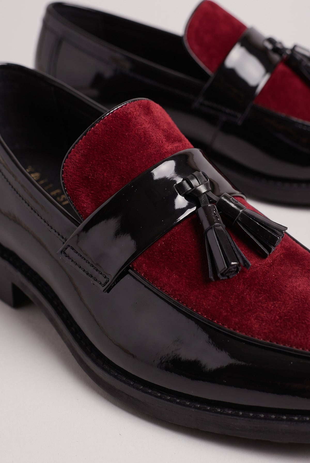Men's Loafers | Contrast Tassel Slip-On - Detail