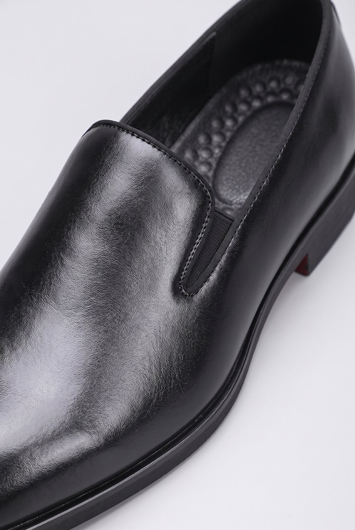 Men's Loafers | Leather-Look Slip-On - Black Detail