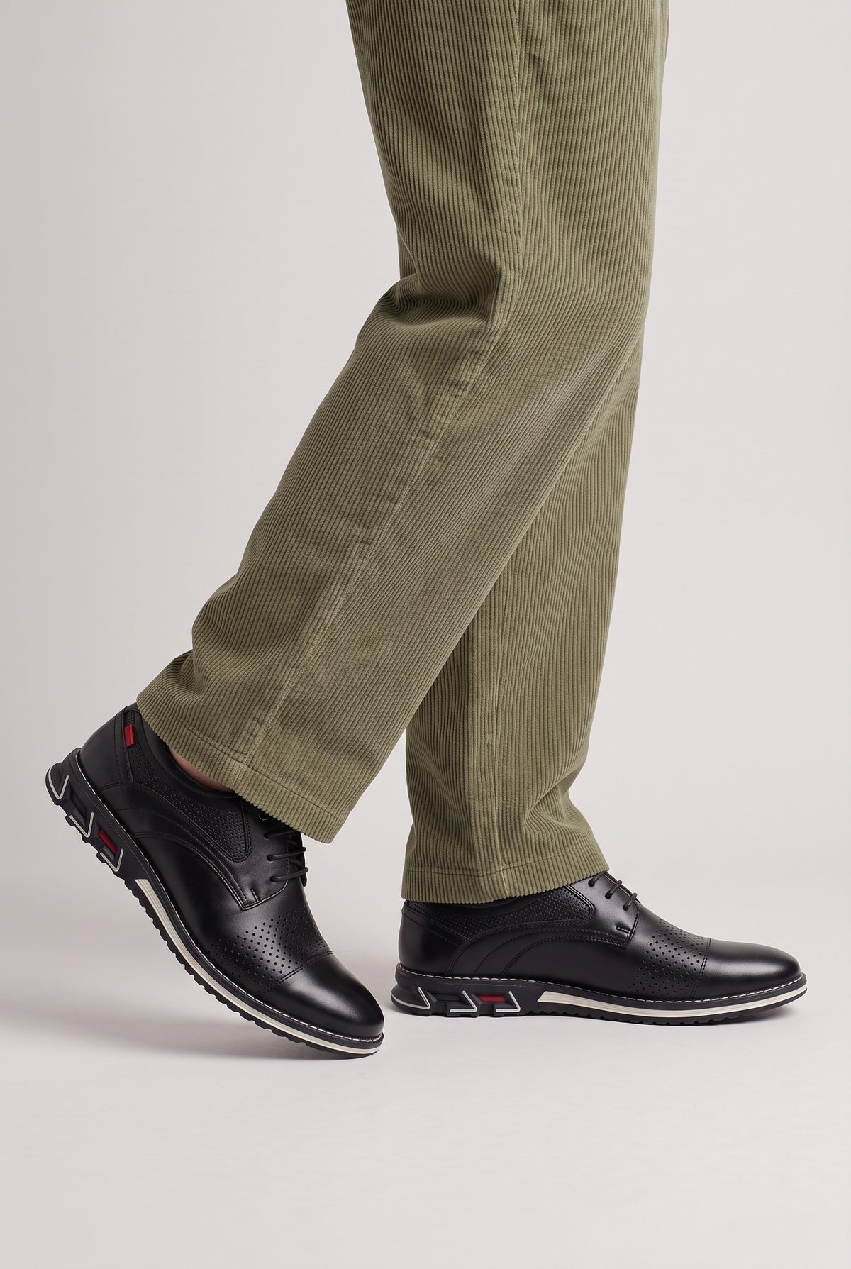 Men's Shoes | Perforated Lace-Up Leather-Look worn