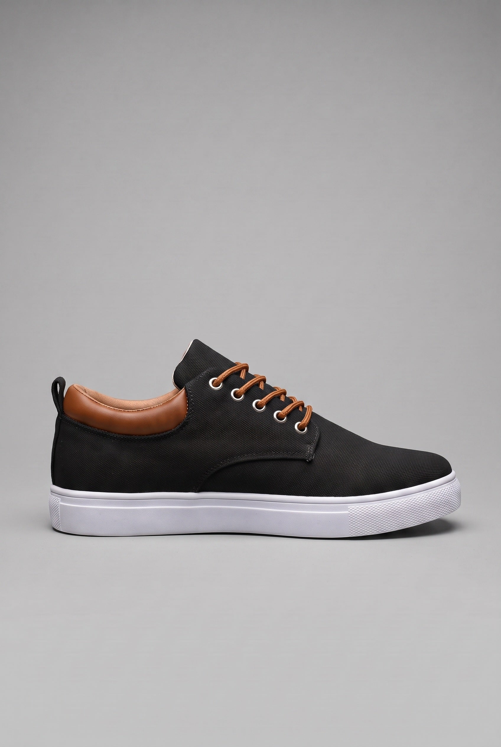 Men's Trainers | Woven Lace-Up White Sole - 34