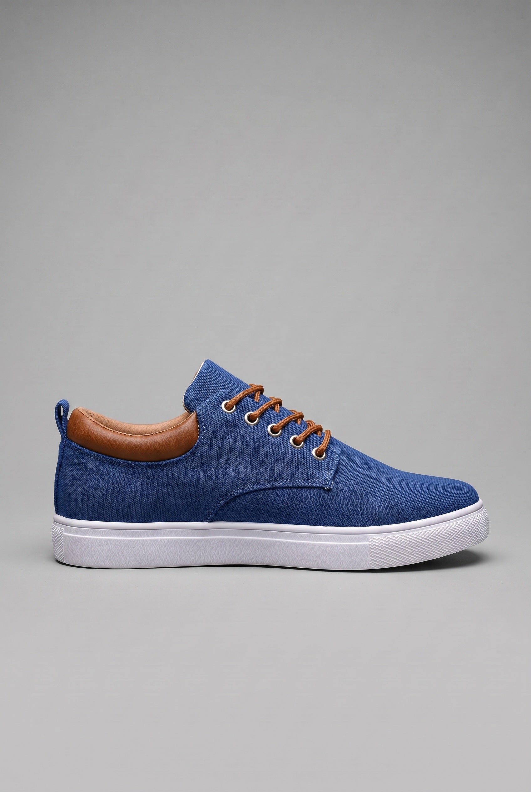 Men's Trainers | Woven Lace-Up White Sole - 35