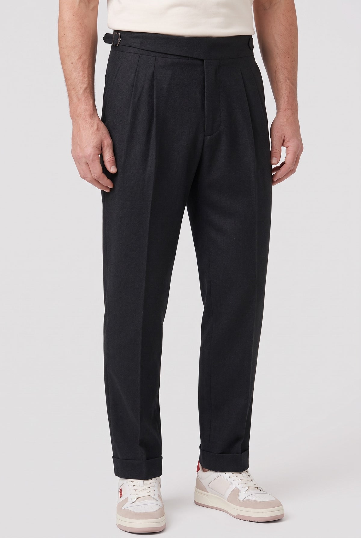 Men's Trousers | Pleated Straight-Leg - Black