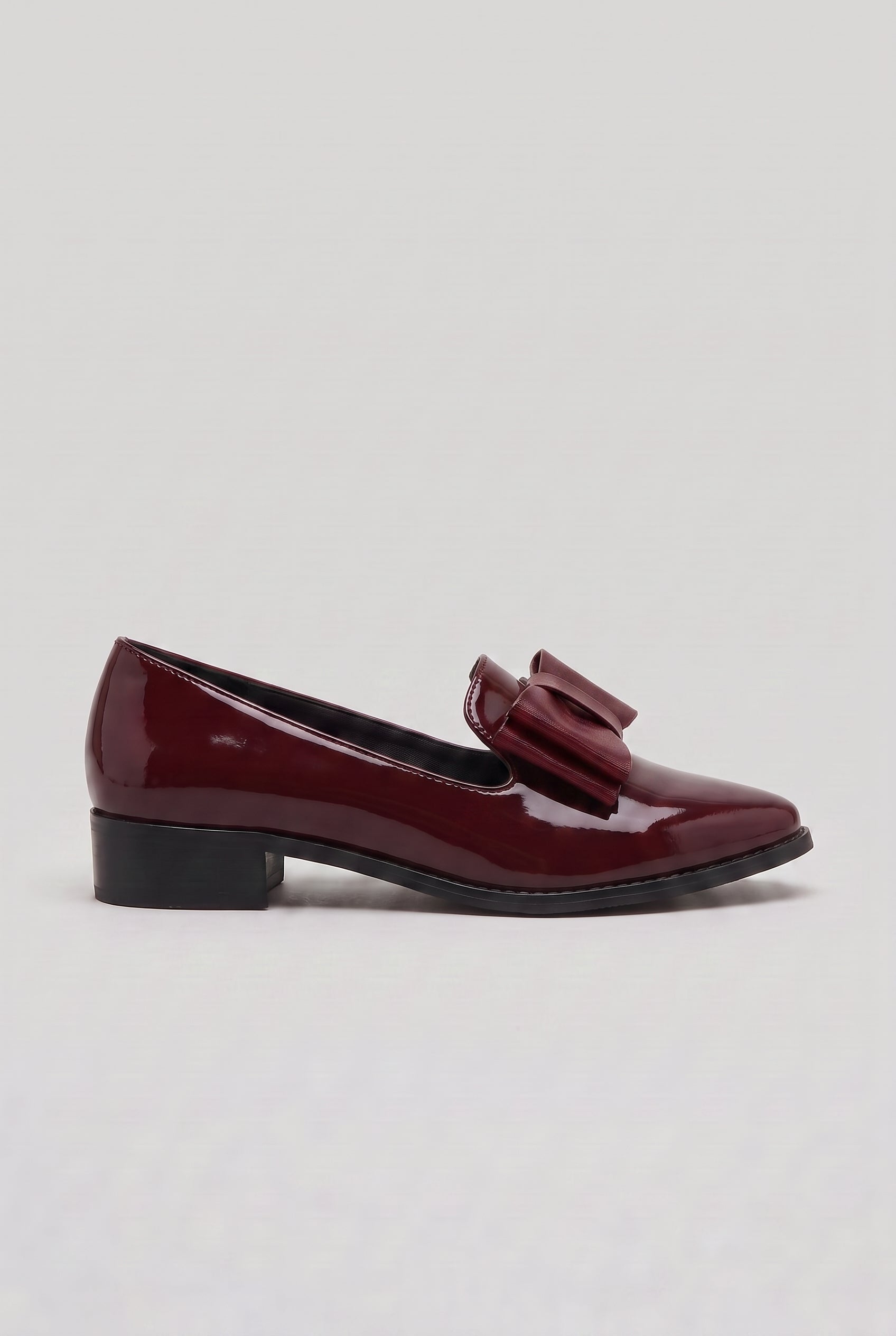 Women's Loafers | Bow Detail with Low Block Heel - Wine Red