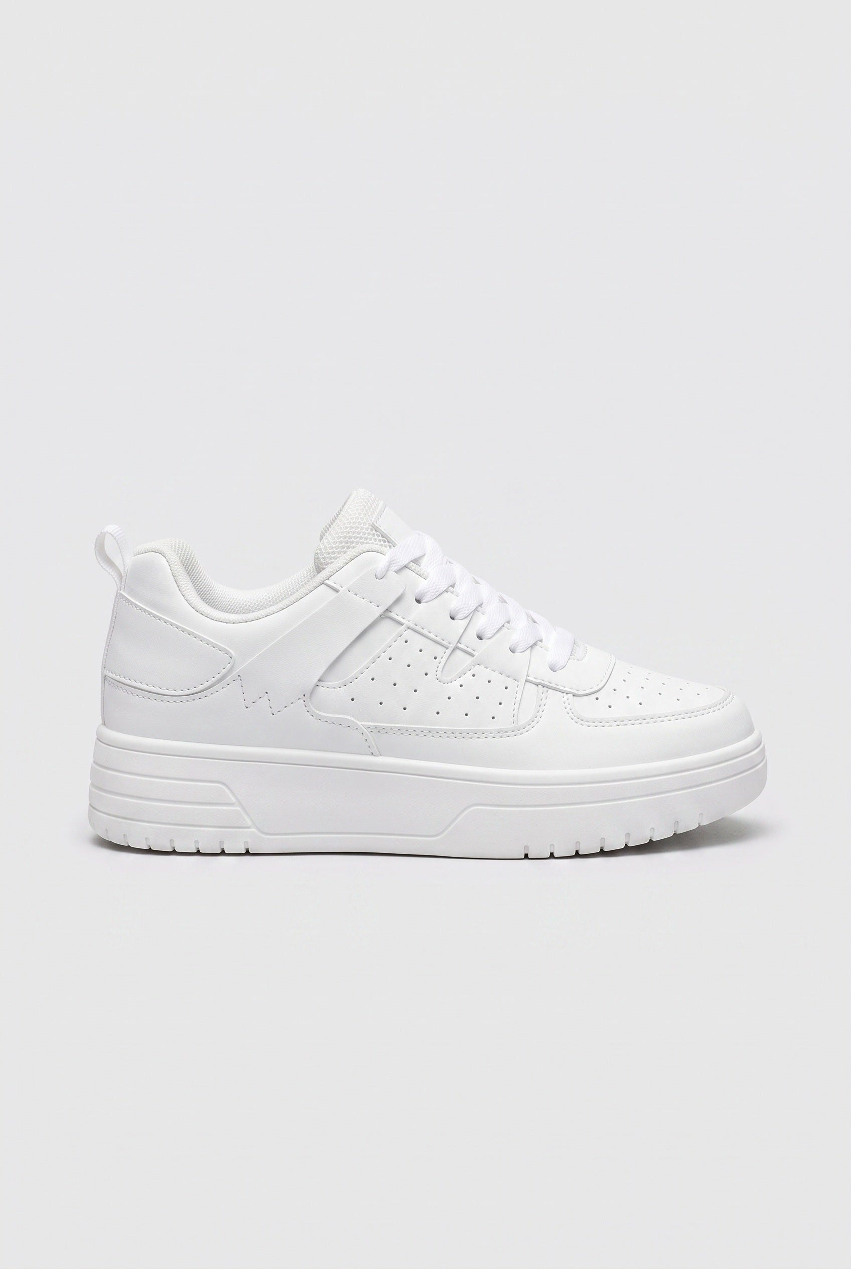 Women's Trainers | Lace-Up Low Top - White