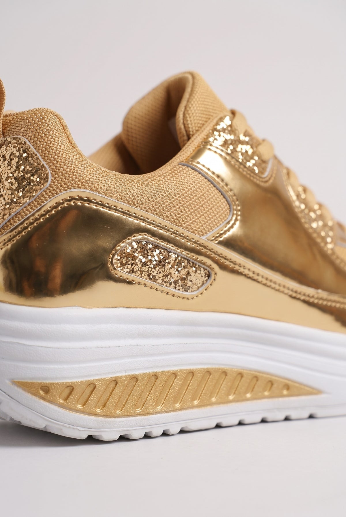 Women's Trainers | Glitter Platform Lace-Up - Gold detail